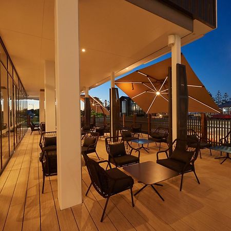 Hilton Garden Inn Busselton Exterior photo