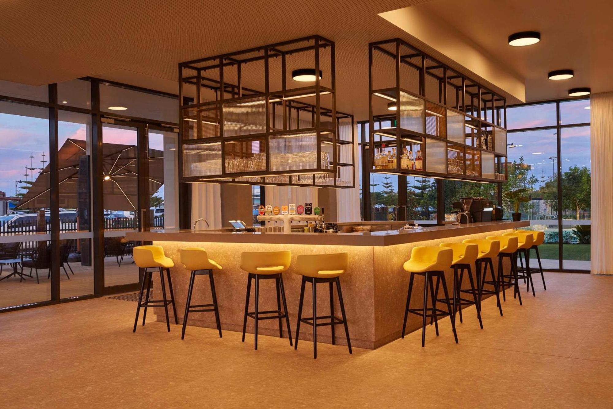 Hilton Garden Inn Busselton Exterior photo